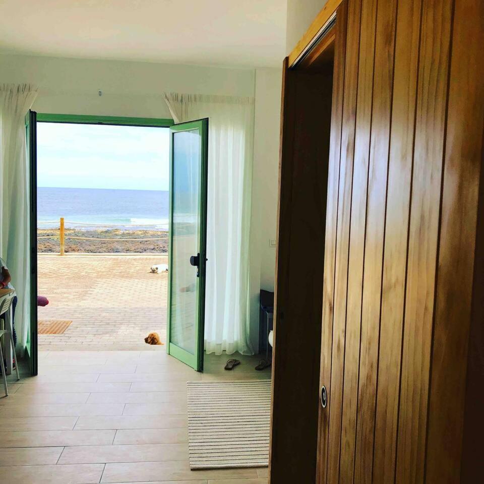 Casa Anclada En La Santa- 4 Apartamentos Frente Al Mar- 1ª Linea Solarium Barbacoa Ruang foto